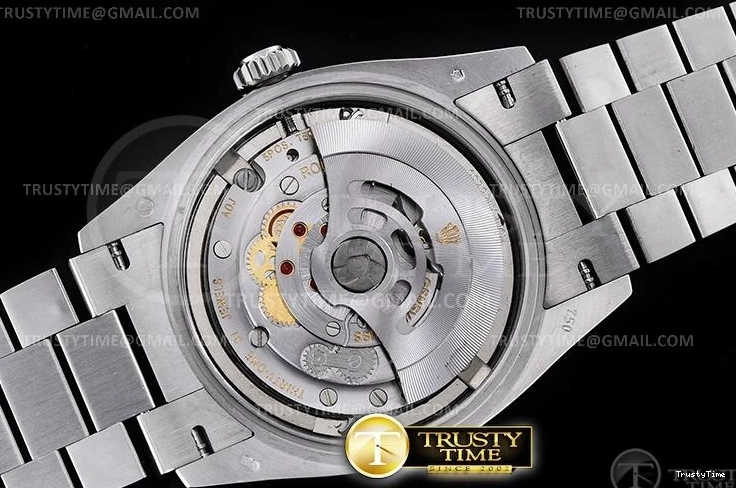 0910 ModernLook RDD0224B – DayDate 36mm 747
